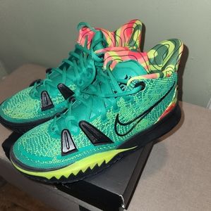 Nike Kyrie 7